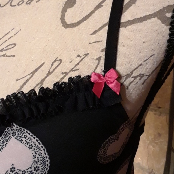 Betsy Johnson shortie nightgown - Picture 3 of 7